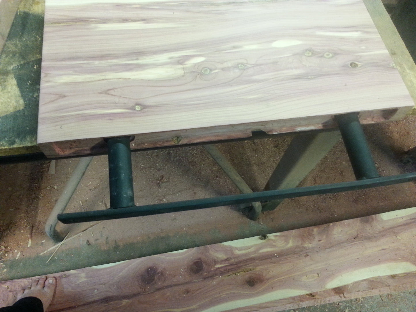 Floating Shelf With Bracket